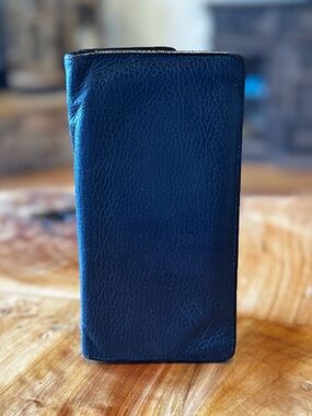 EGA Louis Vuitton Porte feiulle Brazza Taurillon Leather Long Wallet 2017 blue